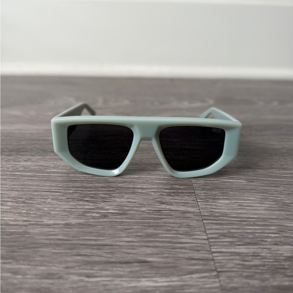 DEZI Backtrack sunglasses
